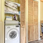 Cote Palais Avec Climatisation - Fibre & Netflix - Spacieux En Rez-de-chaussee شقة قرقشونه