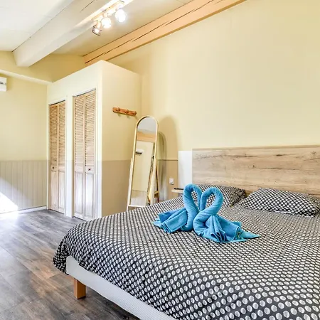 Cote Palais Avec Climatisation - Fibre & Netflix - Spacieux En Rez-de-chaussee Carcassonne